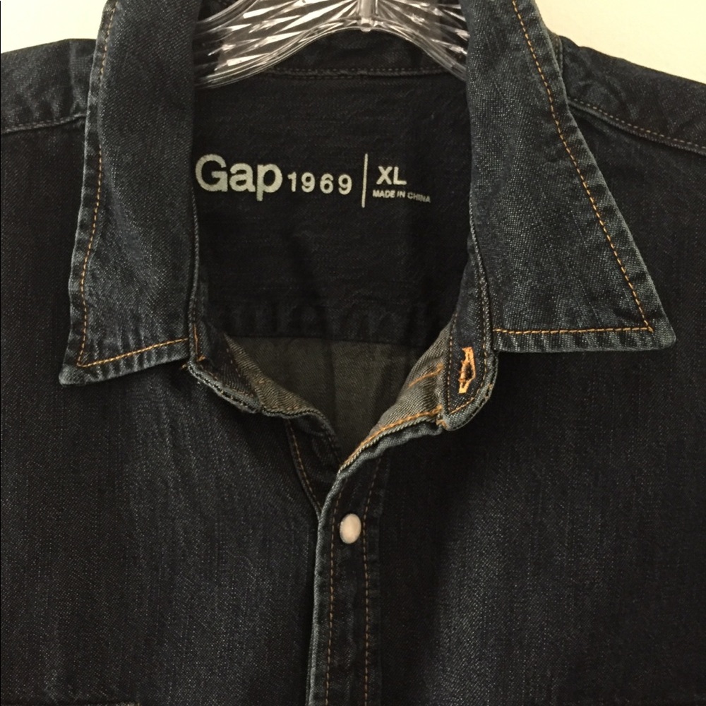 Men’s Denim Shirt